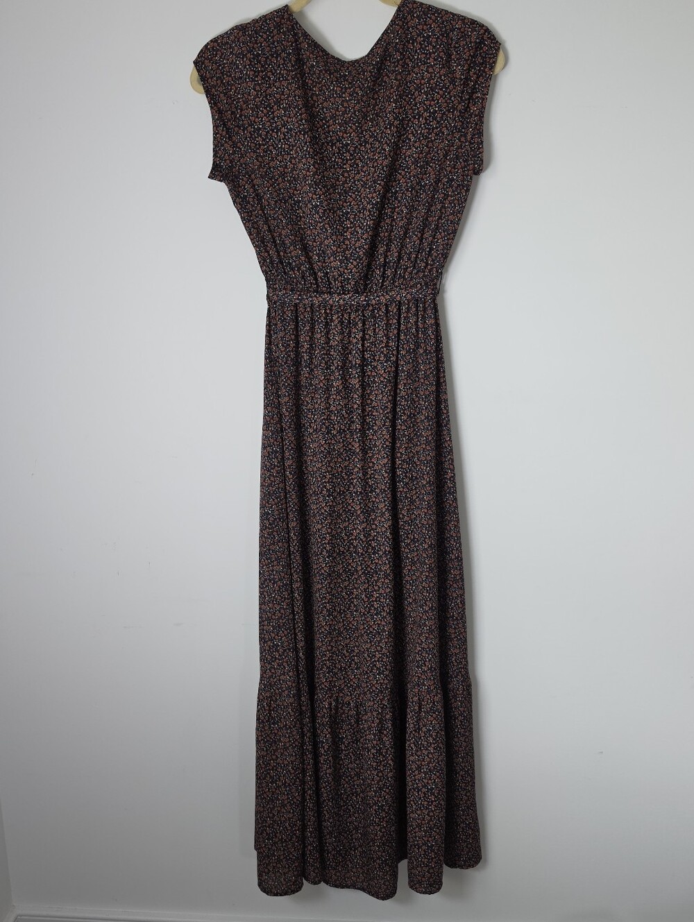 Bohme,Floral Cap-Sleeve Maxi Dress - Picture 3 of 11